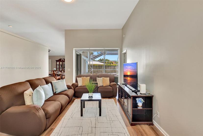 Picture of 7649 Briar Cliff Cir, Lake Worth FL 33467