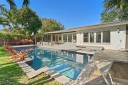 Picture of 18 Samana Dr, Miami, FL 33133