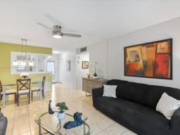 Picture of 4431 NW 16Th St # H110, Lauderhill, FL 33313