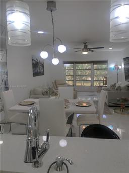 Picture of 1101 Bahama Bnd # B2, Coconut Creek, FL 33066