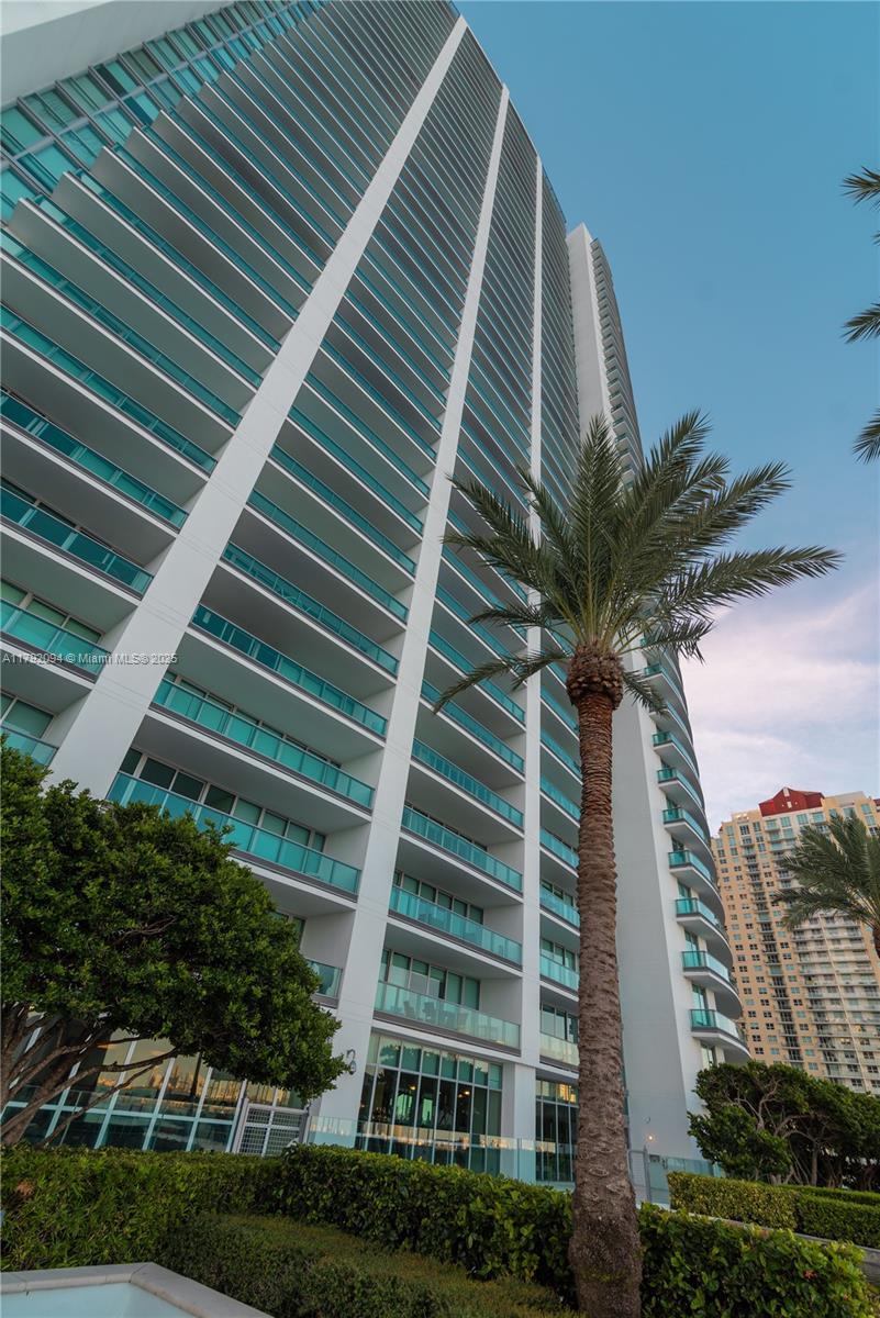 Picture of 1331 Brickell Bay Dr # 3607, Miami, FL 33131