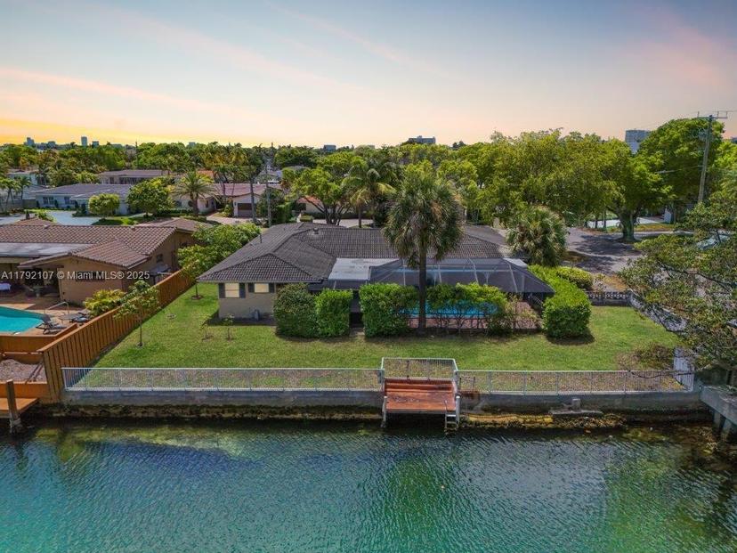 Picture of 2235 Magnolia Dr, North Miami FL 33181