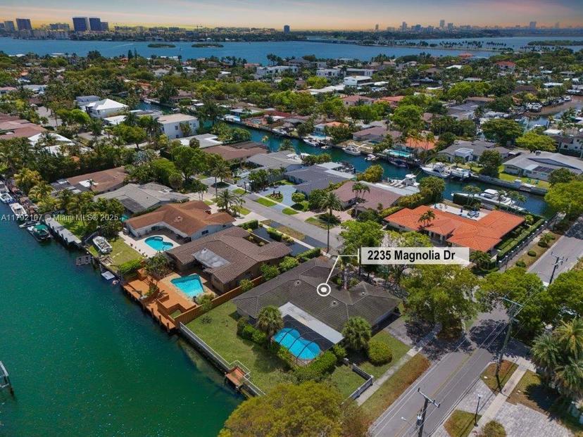 Picture of 2235 Magnolia Dr, North Miami FL 33181