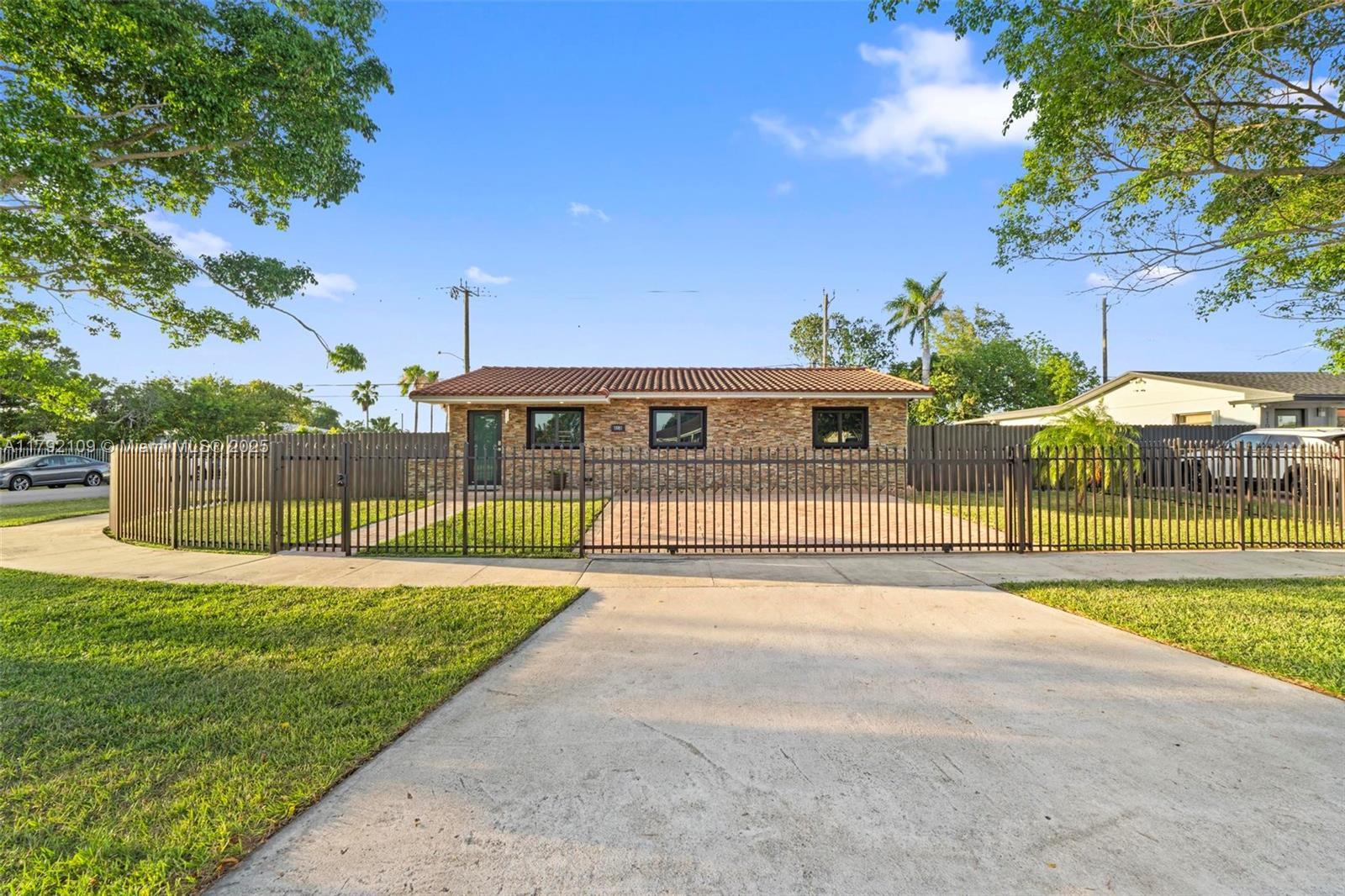 Picture of 11981 SW 178Th Ter, Miami, FL 33177