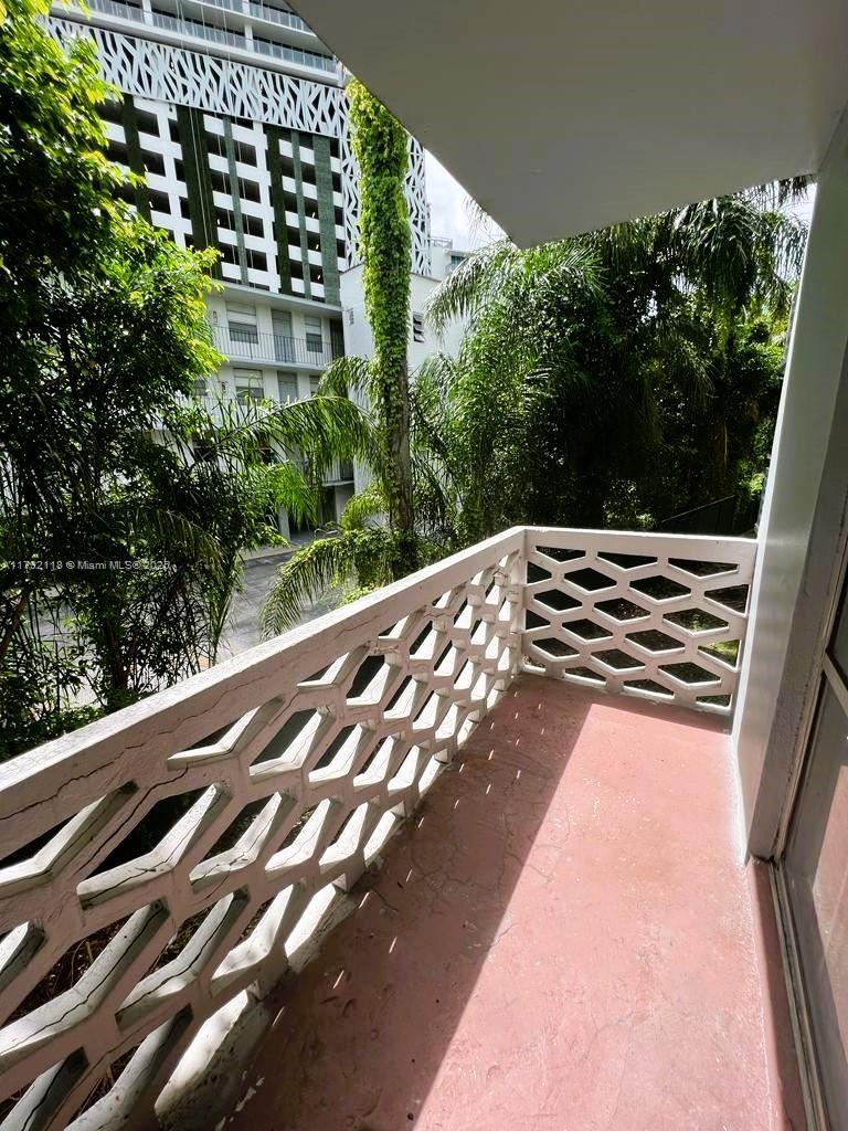Picture of 1610 NW N River Dr # 207, Miami FL 33125