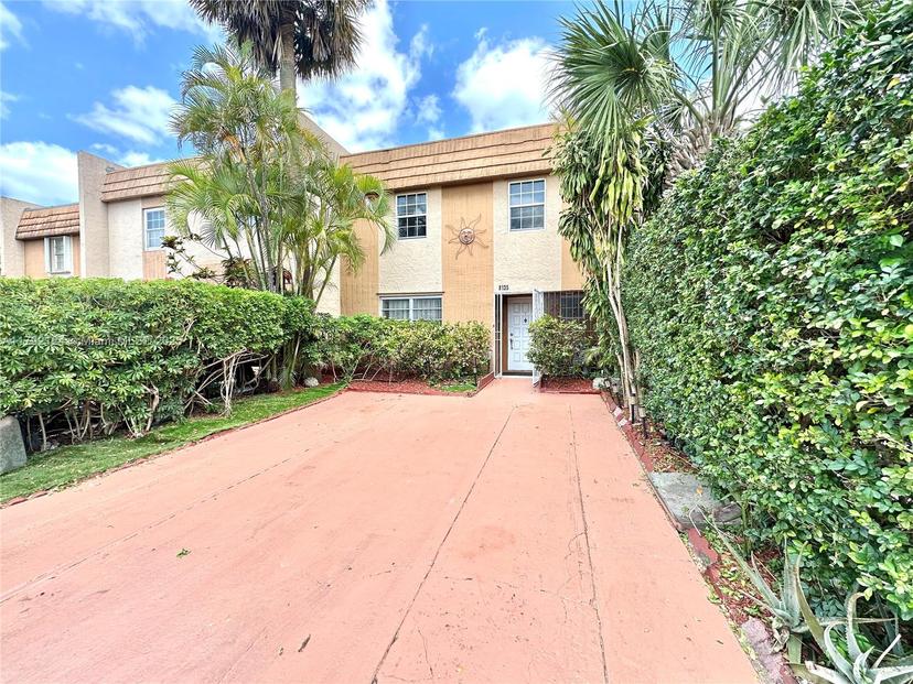 Picture of 8135 W 9Th Ave, Hialeah FL 33014