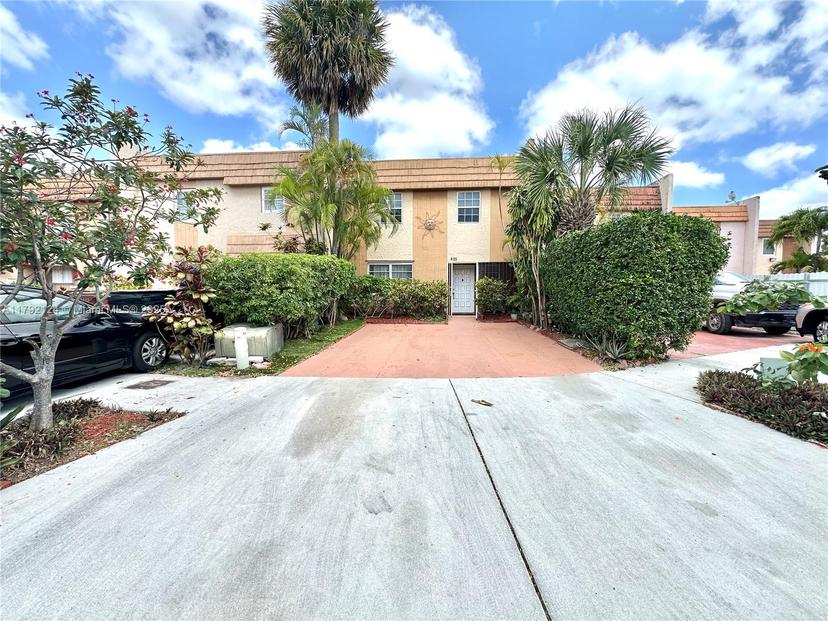 Picture of 8135 W 9Th Ave, Hialeah FL 33014