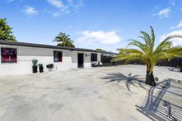 Picture of 19310 NW 47Th Ave, Miami Gardens, FL 33055