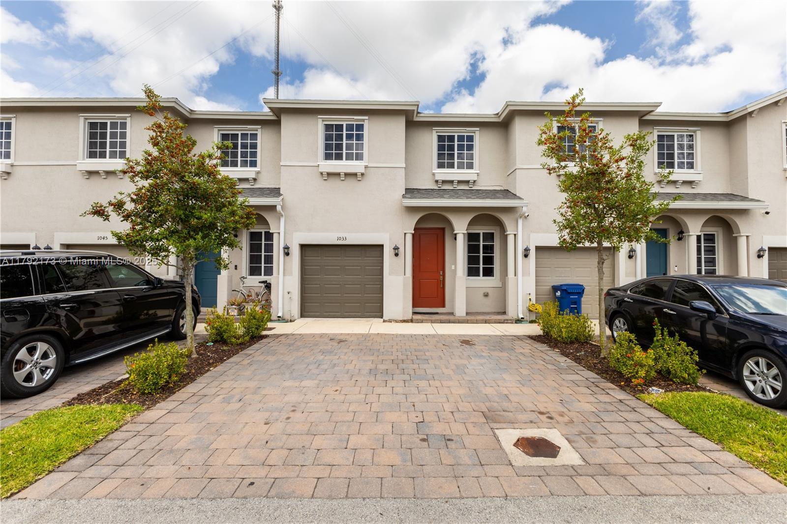 Picture of 1033 NW 208Th Ter, Miami Gardens, FL 33169