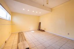 Picture of 862 NW 81St Ter # 6, Plantation, FL 33324