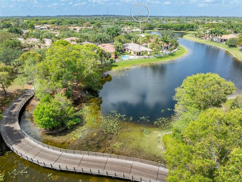 Picture of 2456 Bay Isle Ct, Weston FL 33327