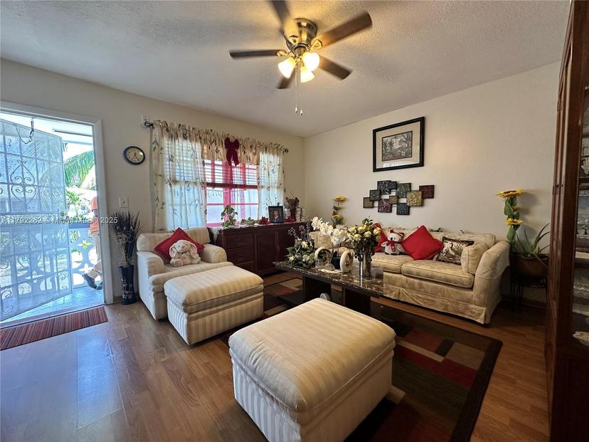 Picture of 50 NW 204Th St # 24, Miami Gardens FL 33169