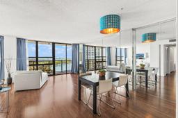 Picture of 600 NE 36Th St # 1810, Miami, FL 33137