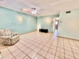 Picture of 581 Blue Heron Dr # B, Hallandale Beach, FL 33009
