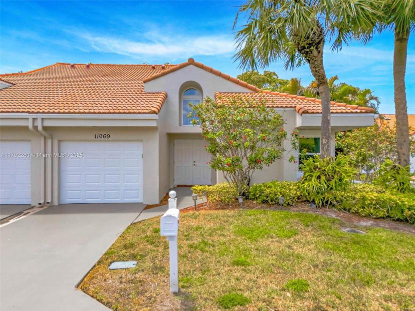 Picture of 11069 Rios Rd, Boca Raton FL 33498