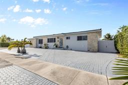 Picture of 9365 SW 44Th St, Miami, FL 33165