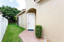 Picture of 1640 NE 37Th Ave, Homestead, FL 33033