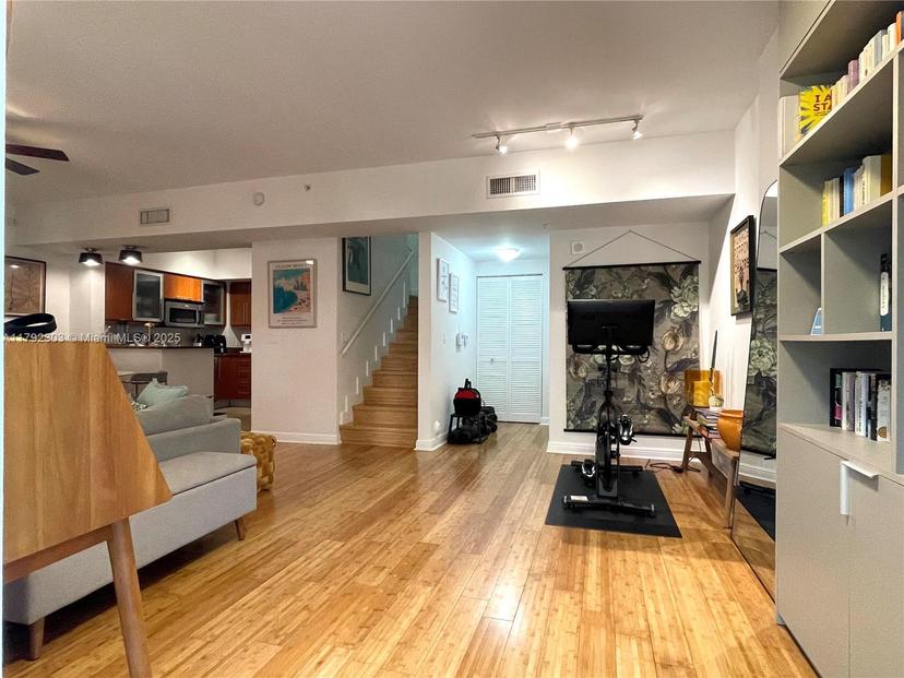 Picture of 888 S Douglas Rd # 119, Coral Gables FL 33134