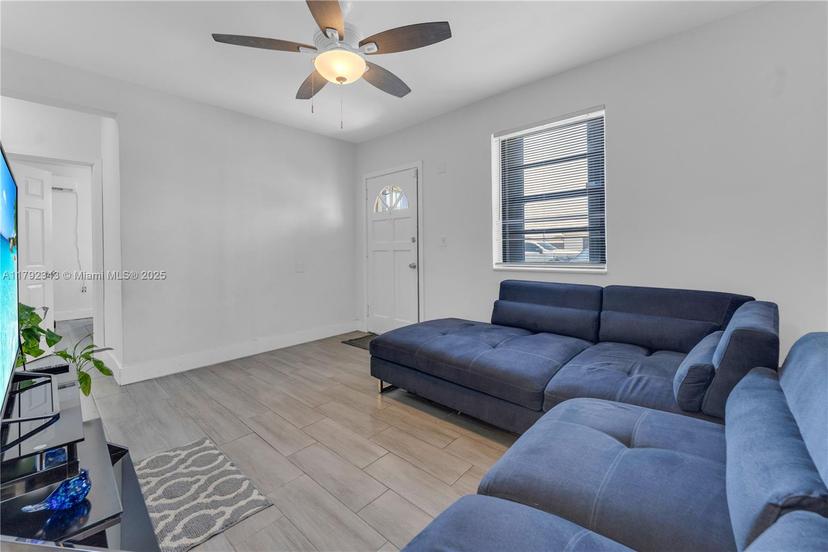 Picture of 10825 SW 217Th St, Miami FL 33170