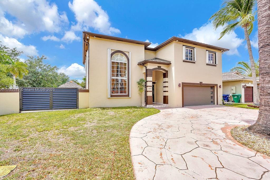 Picture of 16732 NW 89Th Pl, Miami Lakes, FL 33018