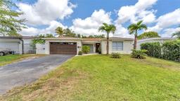 Picture of 8425 Southampton Dr, Miramar, FL 33025