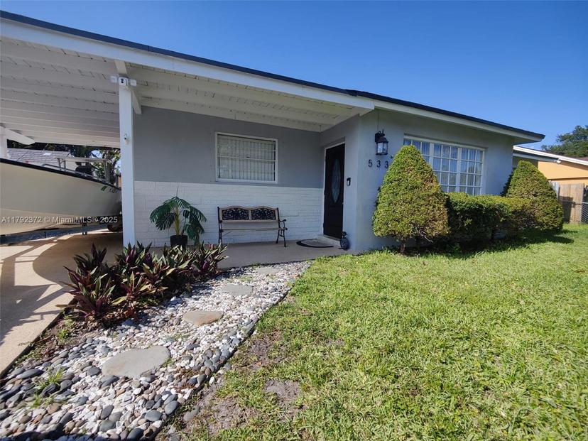 Picture of 5331 SW 57Th Ct, Davie FL 33314
