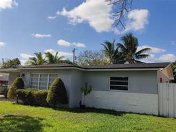 Picture of 5331 SW 57Th Ct, Davie, FL 33314