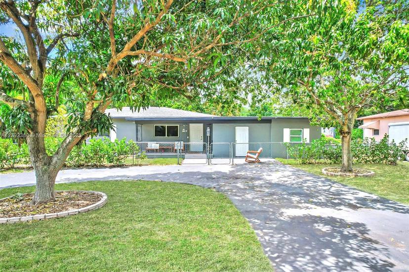 Picture of 13320 N Miami Ave, Miami FL 33168