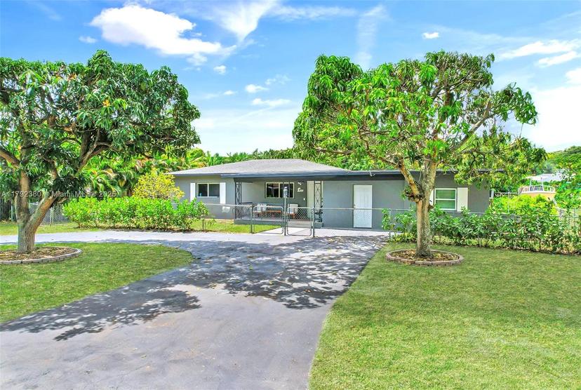 Picture of 13320 N Miami Ave, Miami FL 33168