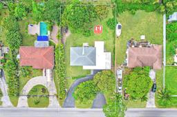 Picture of 13320 N Miami Ave, Miami, FL 33168