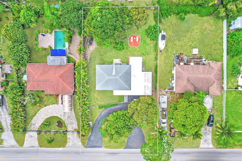 Picture of 13320 N Miami Ave, Miami FL 33168