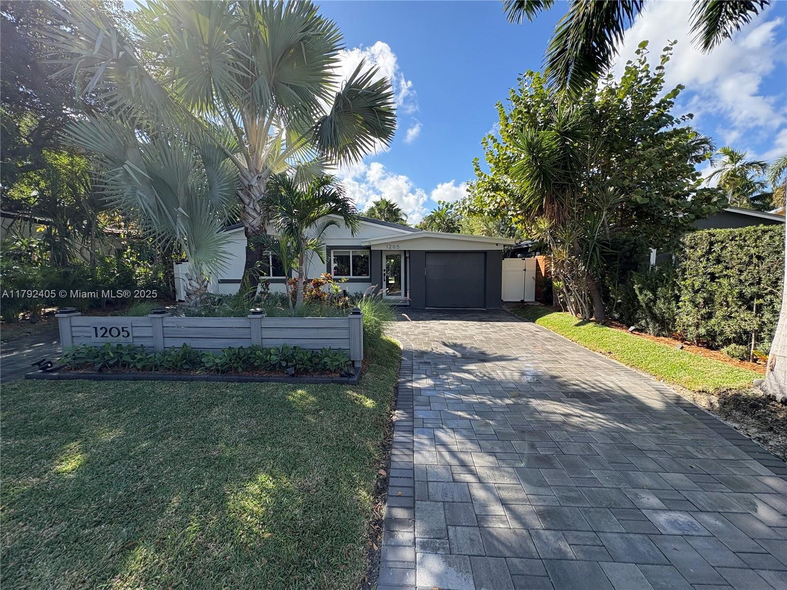 Picture of 1205 NE 17Th Ter, Fort Lauderdale, FL 33304