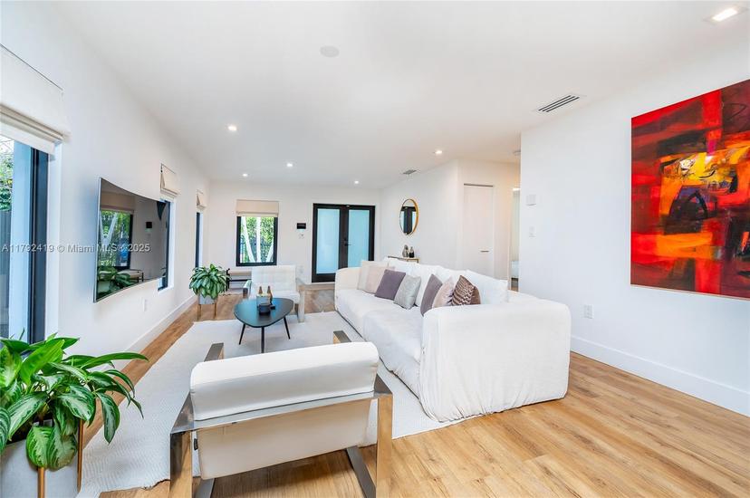 Picture of 412 NW 41St St, Miami FL 33127