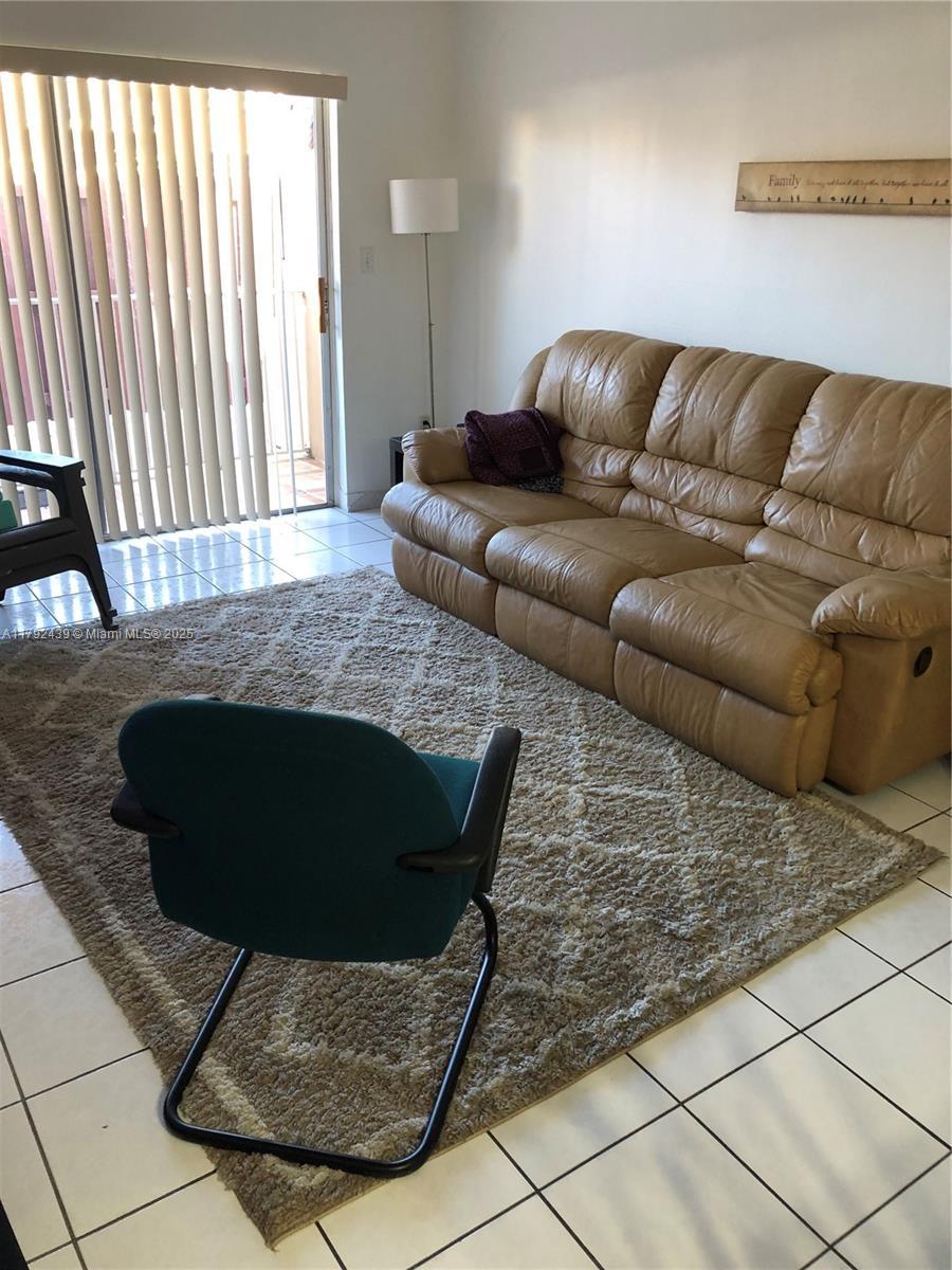Picture of 9972 SW 88Th St # 1105, Miami, FL 33176