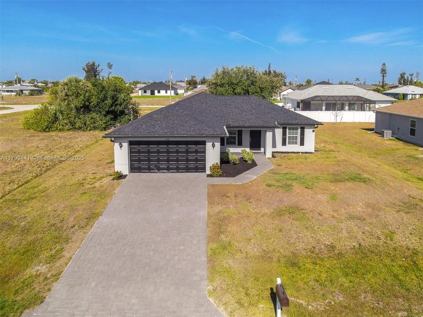 Picture of 1808 NE 7Th Ave, Cape Coral FL 33909
