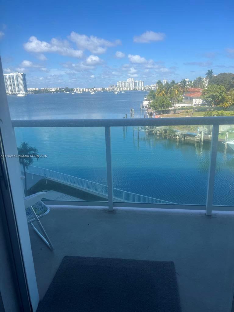 Picture of 2841 NE 163Rd St # 407, North Miami Beach FL 33160