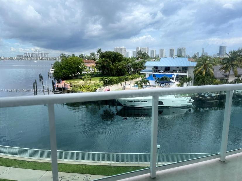 Picture of 2841 NE 163Rd St # 407, North Miami Beach FL 33160