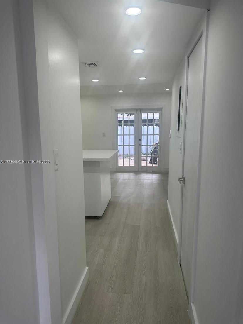 Picture of 12025 SW 10Th St # 204, Miami FL 33184