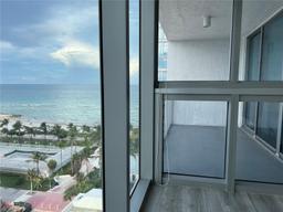 Picture of 2655 Collins Ave # 1405, Miami Beach, FL 33140