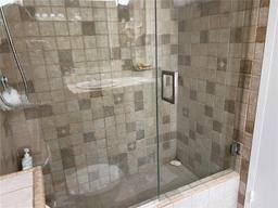 Picture of 2655 Collins Ave # 1405, Miami Beach, FL 33140