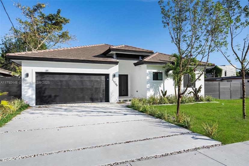Picture of 21235 Ingraham Ave Rd, Cutler Bay FL 33189