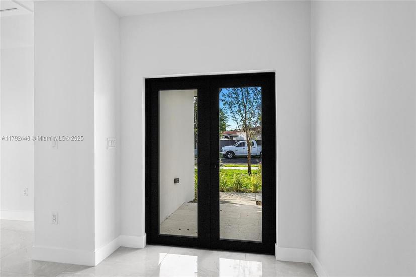 Picture of 21235 Ingraham Ave Rd, Cutler Bay FL 33189