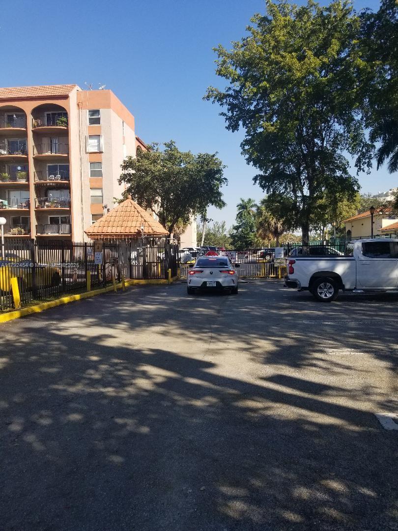 Picture of 5201 NW 7Th St, Miami FL 33126