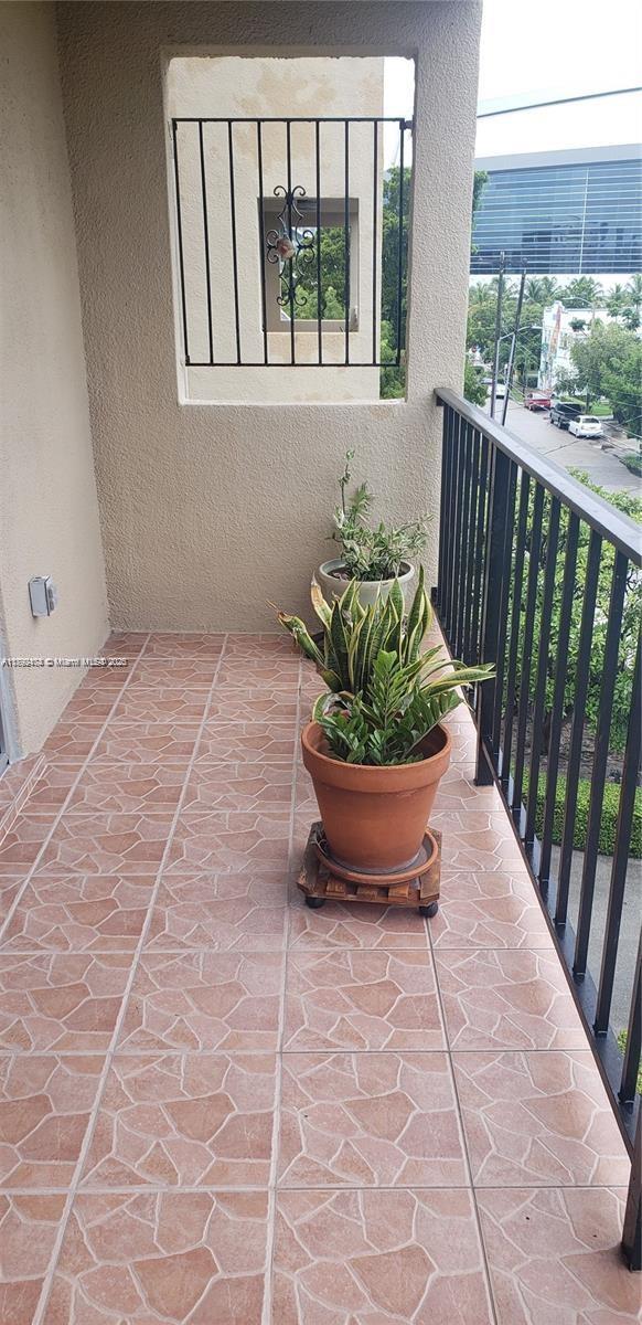 Picture of 1312 NW 4Th St # 401, Miami FL 33125