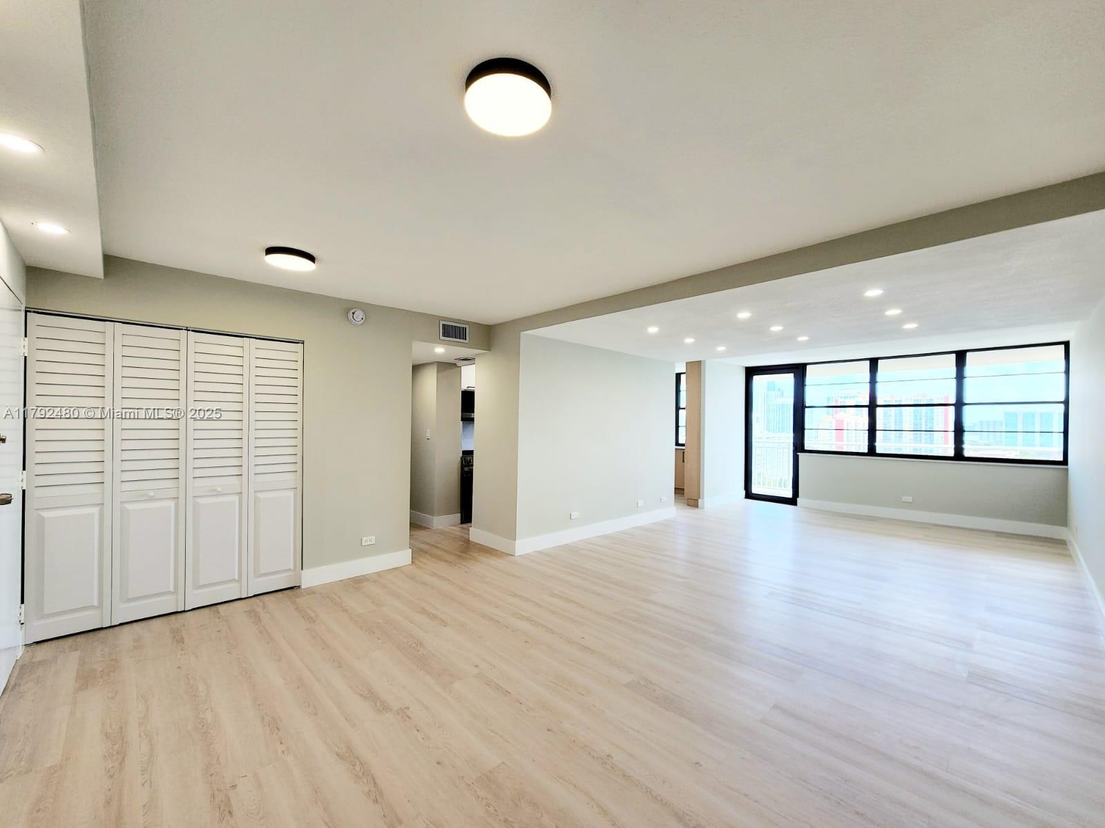 Picture of 250 174Th St # 1618, Sunny Isles Beach, FL 33160