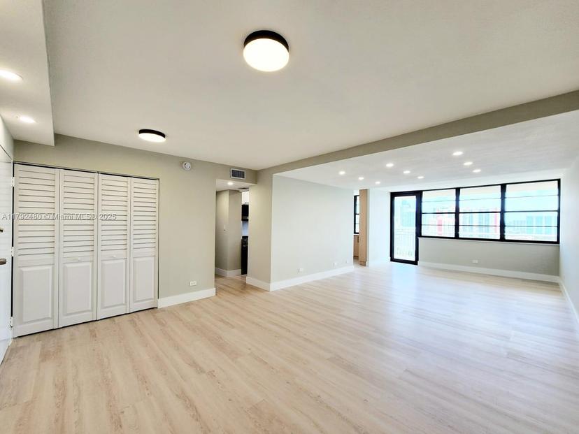 Picture of 250 174Th St # 1618, Sunny Isles Beach FL 33160