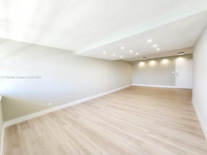 Picture of 250 174Th St # 1618, Sunny Isles Beach FL 33160