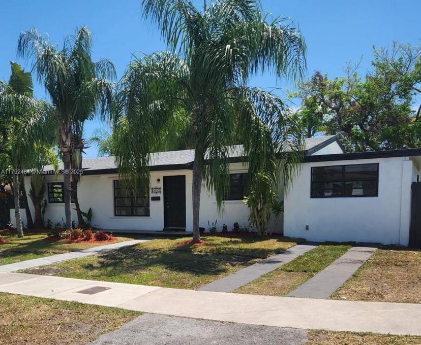 Picture of 9340 Martinique Dr, Cutler Bay FL 33189