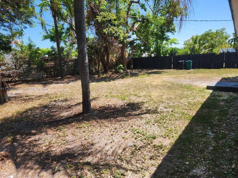 Picture of 9340 Martinique Dr, Cutler Bay FL 33189