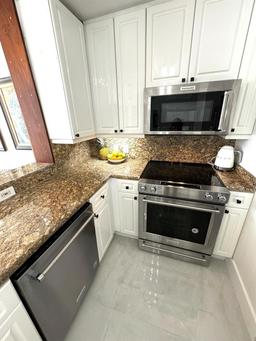 Picture of 808 Brickell Key Dr # 3007, Miami, FL 33131